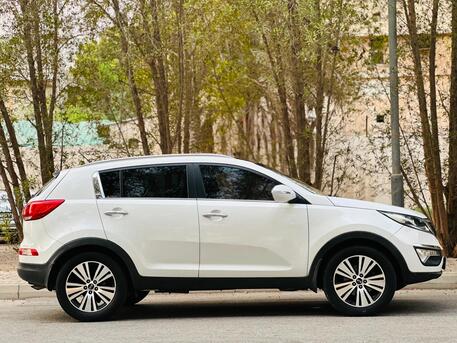 Salmaniya, Vehicles, Cars & Trucks , BHD 3250,  Kia Sportage,  2015,  Automatic,  105000 KM,    MODEL FULL OPTION WITH PANORAMIC SUNROOF CALL OR WHATSAPP ON 35400768