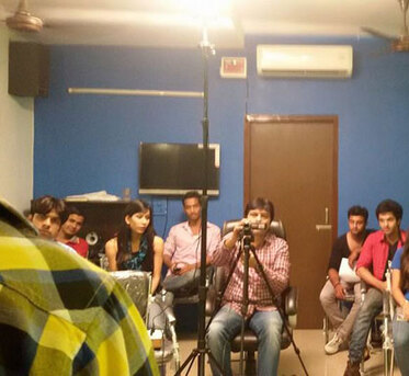 New Delhi, Business, Acting Theatre In Delhi