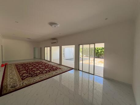 Budaiya, Villas, BHD 500,  Renovated And Spacious 3-Bedroom Villa With Private Garden | Near Saar And Saudi Causeway