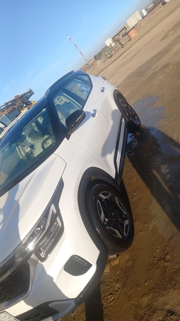 Umluj, General, Car On Rental Bases