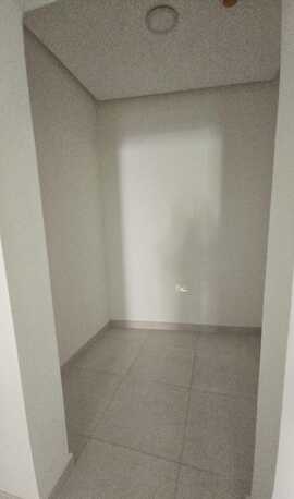 Zinj, Apartments/Houses, BHD 450/month,  Brand New Commercial Flat For Rent Without Ewa