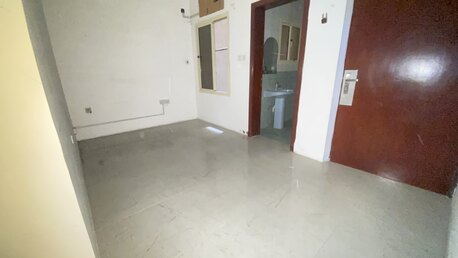 Gudaibiya, Offices, BHD 180,  Gudaibiya:- Close To Aster Clinic.2BHK Commercial/Office Flat On Rent.Bd 180 Without EWA.