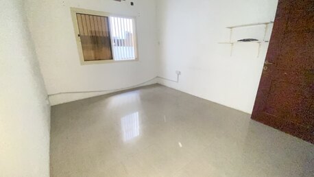 Gudaibiya, Offices, BHD 180,  Gudaibiya:- Close To Aster Clinic.2BHK Commercial/Office Flat On Rent.Bd 180 Without EWA.