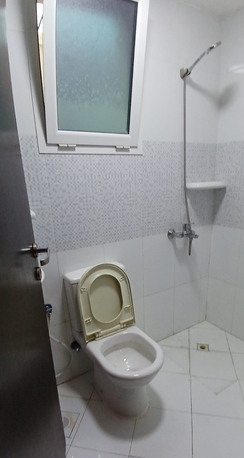 Hoora, Apartments/Houses, BHD 250/month,  2 BR,  Semi Furnished Commercial Flat For Rent In Hoora-Opp Gosi Mall With Ewa BD-35