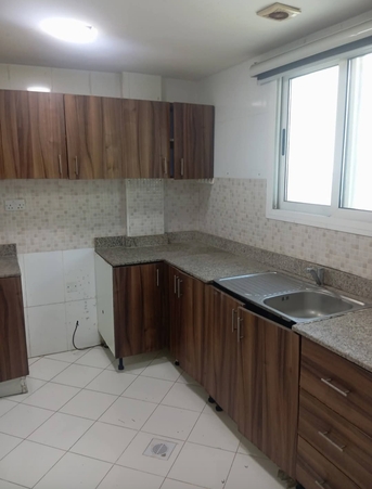 Hoora, Apartments/Houses, BHD 250/month,  2 BR,  Semi Furnished Commercial Flat For Rent In Hoora-Opp Gosi Mall With Ewa BD-35