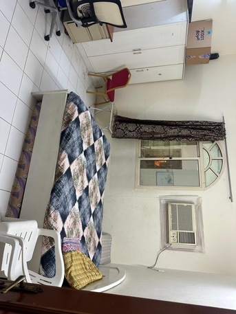 Muharraq, Sublets, BHD 100/month,  Room Rent With Attached Bathroom
