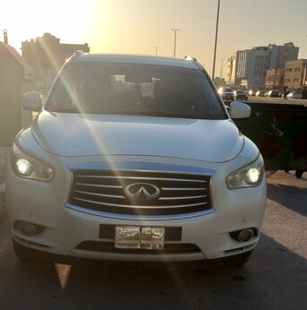 Jubail, Vehicles, Cars & Trucks , SAR 75000,  Infiniti QX60,  2015,  Automatic,  186000 KM,  Well Maintained  V6 3.5L AWD