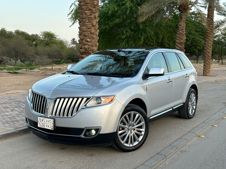 Riyadh, Vehicles, Cars & Trucks , SAR 30000,  Ford Cortina,  2013,  Automatic,  245000 KM,  Ford Lincoln For Sale