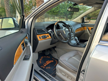 Riyadh, Vehicles, Cars & Trucks , SAR 30000,  Ford Cortina,  2013,  Automatic,  245000 KM,  Ford Lincoln For Sale