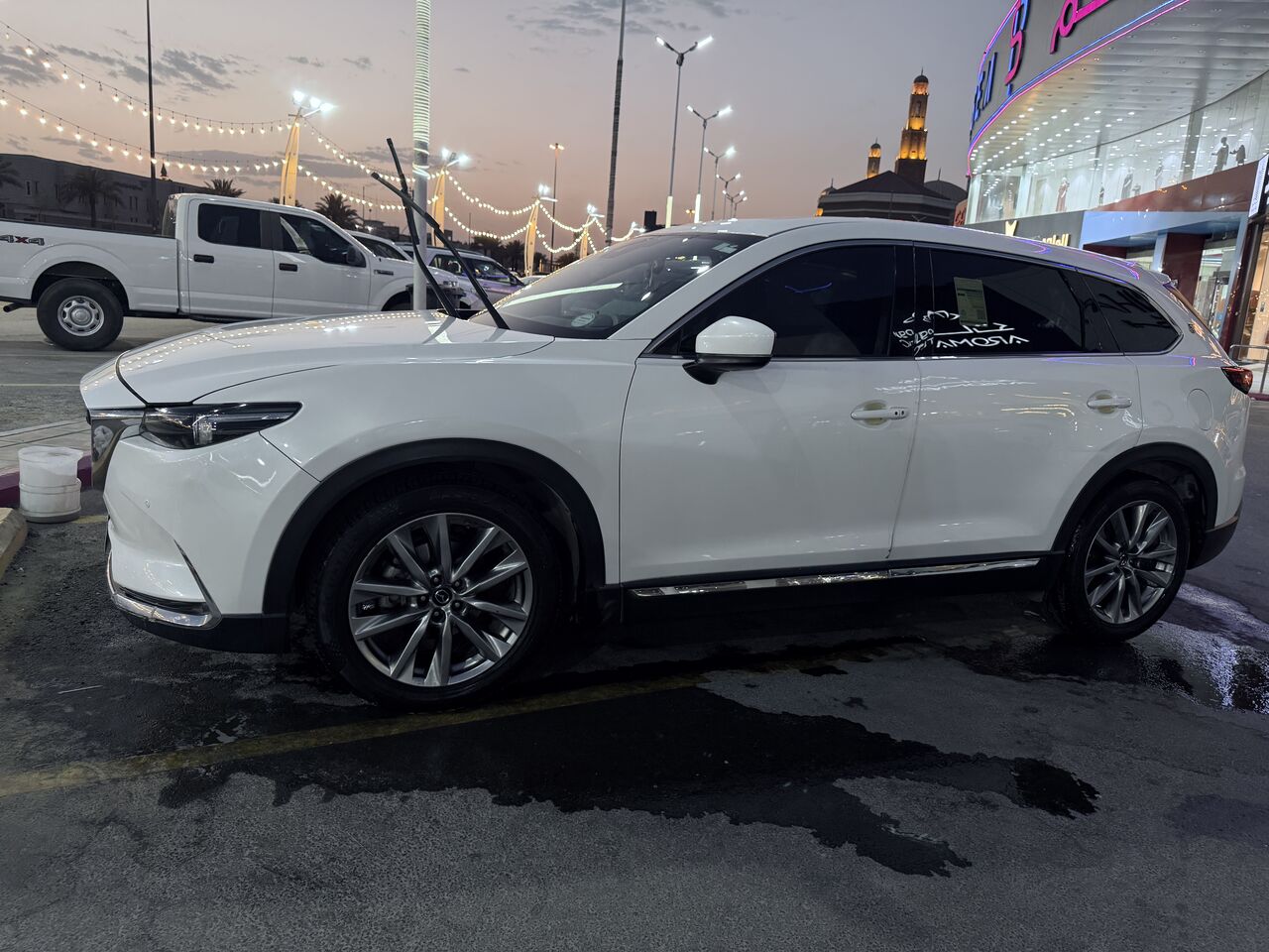 Hara, Vehicles, Cars & Trucks , SAR 73000,  Mazda CX-9,  2018,  Automatic,  256000 KM,  Mazda Cx9 Full Option 2keys White Color For Sale