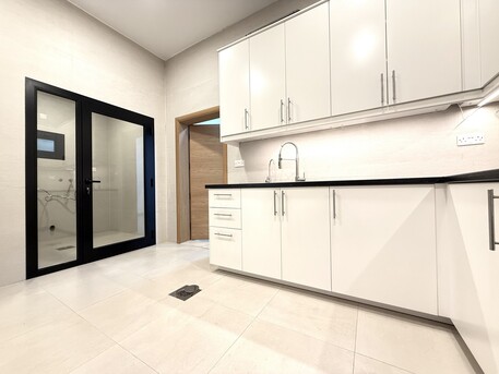 Kuwait City, Apartments/Houses, KWD 700/month,  3 BR,  Dasma &ndash; Semi Furnished, Three Bedroom Apartment With Roof Terrace