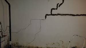 New York, Business, Large Crack In Foundation Staten Island