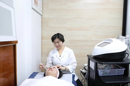 New York, Business Partners, HealthKey Group - Wellington Physical Therapy & Acupuncture | 張碧恆針灸理療中醫藥調理