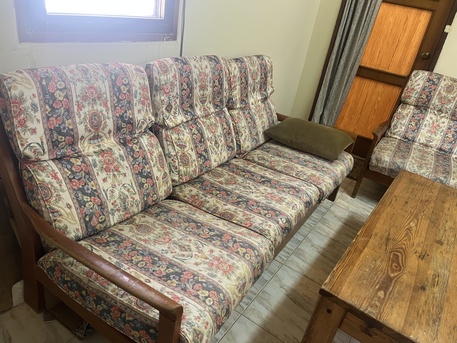 Yanbu, Furniture, SAR 250,  5 Setter&rsquo;s Sofa Set With 4x3 Ft T-boy