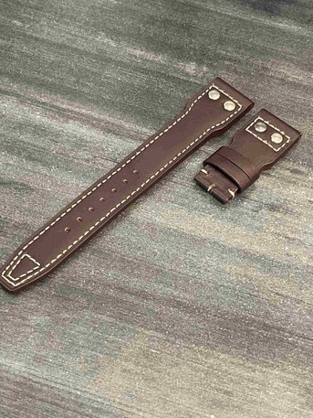 New York, Business, Buy IWC Alligator Watch Strap For Spring Season Sale