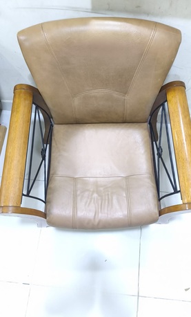 Hamad Town, Furniture, BHD 10,  Chair(URGENT SALE)
