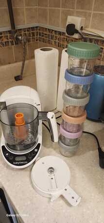 Riyadh, Baby & Kid Stuff, SAR 200,  Baby Brezza Food Maker With 6 Jars