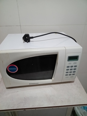 West Riffa, Appliances, BHD 30,  Microwave Oven