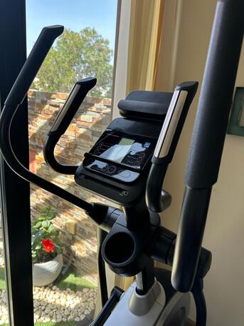 Jeddah, Household Items, SAR 2500,  Endurance Elliptical 420E For Sale