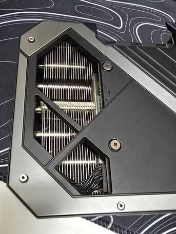 Khobar, Computers, SAR 3300,  ASUS ROG Strix GeForce RTX 3090 OC Edition 24GB GDDR6X Gaming