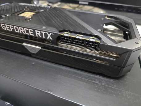 Khobar, Computers, SAR 3300,  ASUS ROG Strix GeForce RTX 3090 OC Edition 24GB GDDR6X Gaming