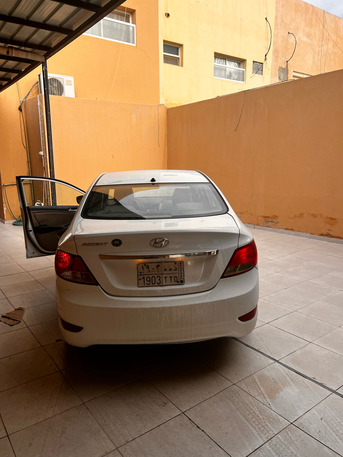 Riyadh, Vehicles, Cars & Trucks , SAR 100,  Hyundai Accent,  2018,  Automatic,  280 KM,  Car For Sale