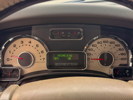 Manama, Vehicles, Cars & Trucks , BHD 5100,  Ford Expedition EL XLT,  2014,  Automatic,  180 KM,