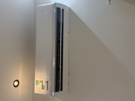 Abqaiq, Air Conditioners, SAR 3600,  2 Piece Midea AC 1.5 Ton Only Six Months Used. In Excellent Condition