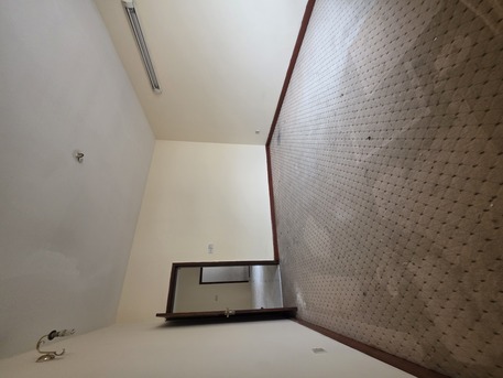 Manama, Apartments/Houses, BHD 160/month,  2 BR,  @2BATHROOM Hall Kitchen Without Electricity