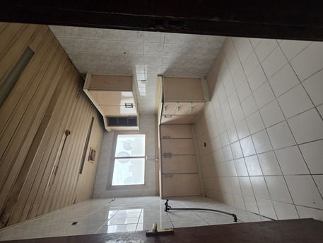 Manama, Apartments/Houses, BHD 160/month,  2 BR,  @2BATHROOM Hall Kitchen Without Electricity