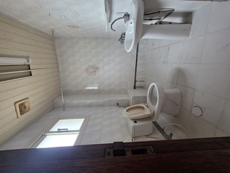 Manama, Apartments/Houses, BHD 160/month,  2 BR,  @2BATHROOM Hall Kitchen Without Electricity