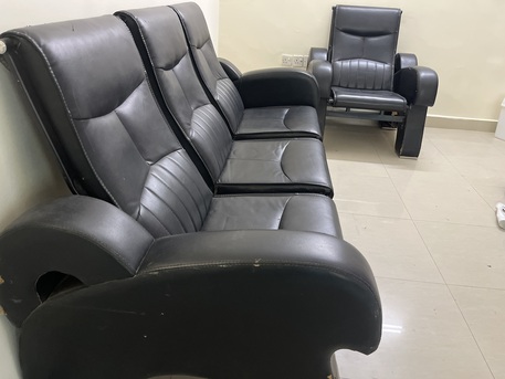 Manama, Household Items, BHD 20,  Sofa