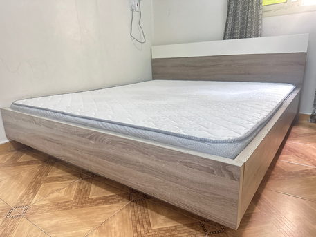 Jubail, Household Items, SAR 1500,  Urgent Sale Bedroom Set Like 1 Coat, 2mattress (1new One), 1 Big Wardrobe And Sofa Table