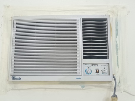 Salmaniya, Air Conditioners, BHD 55,  Window Ac 1.5 Ton Classic