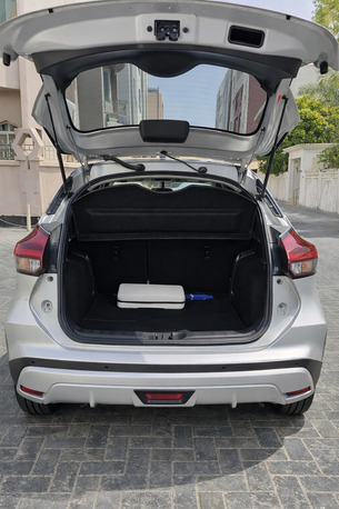 Manama, Vehicles, Cars & Trucks , BHD 5250,  Nissan Kicks SV,  2022,  Automatic,  28000 KM,    For Sale