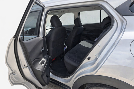 Manama, Vehicles, Cars & Trucks , BHD 5250,  Nissan Kicks SV,  2022,  Automatic,  28000 KM,    For Sale