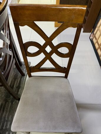 Al Jubail Al Balad, Furniture, SAR 500,  HOME CENTER DINGING TABLE WITH TOP GLASS & 4 CHAIRS