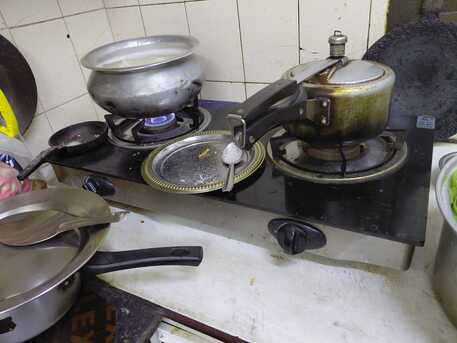 Khobar, Household Items, HousehoId Items For SaIe-microwave Oven, Water Dispenser And Stove