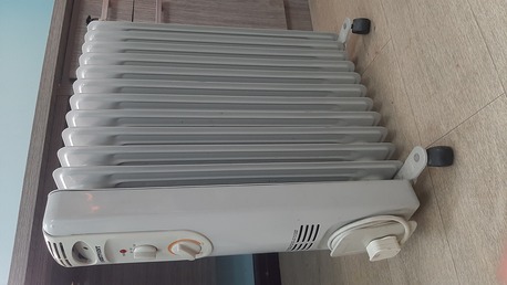 Gudaibiya, Electronics, BHD 10,  Urgent Sale Oil Heater West Point