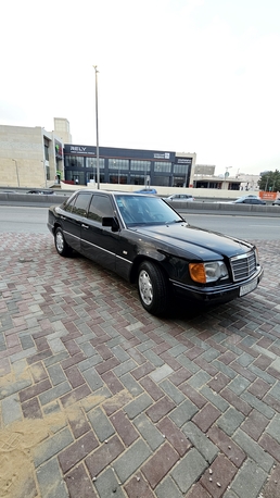 Dammam, Vehicles, Cars & Trucks , SAR 45000,  Mercedes-Benz 320,  1994,  Automatic,  379150 KM,  Mercedes Benz W 124, E 320 For Sale