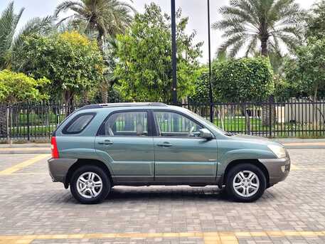 Manama, Vehicles, Cars & Trucks , BHD 2006,  Kia Sportage,  2006,  Automatic,  182000 KM,  V6 4X4