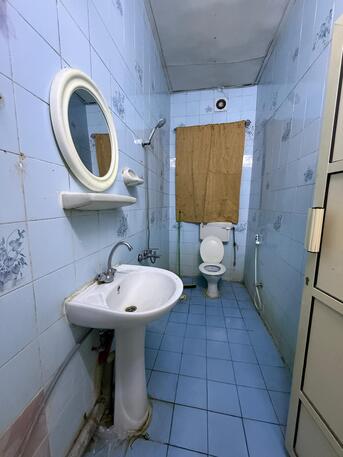 Gudaibiya, Rooms Available, BHD 100/month,  Semi Furnished 1 Bedroom Sharing Flat Gudaibiya Near Sunny Valley @ 100/-BHD