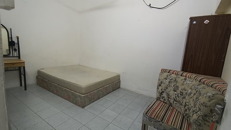 Gudaibiya, Rooms Available, BHD 90/month,  Semi Furnished 1 Bedroom Sharing Flat Gudaibiya Near Sunny Valley @ 90/-BHD