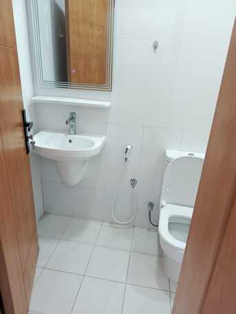 Gudaibiya, Sublets, BHD 150/month,  1 BR,  Gudaibiya Flat With Ewa 150 Including Washing Machine And Gas