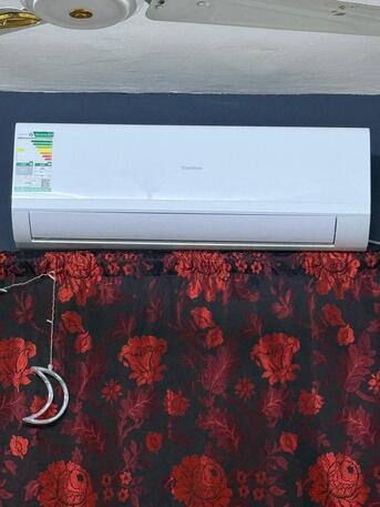 Al Wizarat, Air Conditioners, SAR 1300700,  Items For Sale-Due To Relocating Another Place Split & Window AC