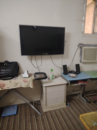 Al Wizarat, Rooms Available, SAR 800/month,  Furnished,  One Big Furnished Room Available For Executive Person