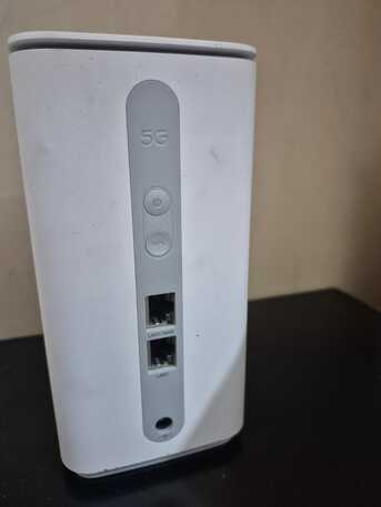 Jeddah, Mobile Phones, SAR 250,  Zain Router Oppo 5G CPE T1a