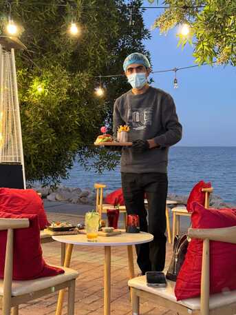 Dammam, Job Seekers, Burger Chef - 5 Year Experience