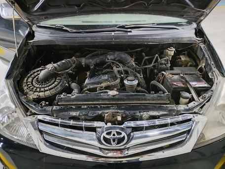 Riyadh, Vehicles, Cars & Trucks , SAR 30000,  Toyota Innova,  2011,  Automatic,  220 KM,  Final Exit Sale