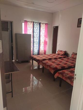 Gurugram, Apartments/Houses, INR 4999/month,  Furnished,  4 BR,  1650 Sq. Meter,  White Knight Homes Boys Pg